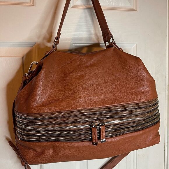 Big Buddha brown vegan zippered Satchel/shoulder bag gold tone hardwares. - Picture 3 of 14